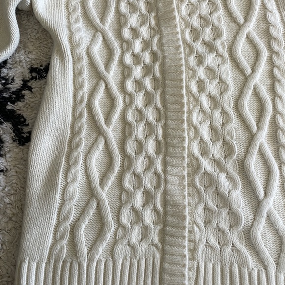 NWT H&M cable knit sweater dress - Picture 2 of 6